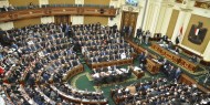 مصر: عزل 11 نائبا في البرلمان بعد مخالطتهم لمصابة بكورونا
