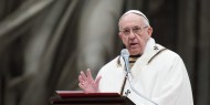 البابا فرنسيس منددًا بمقتل فلويد: العنصرية خطيئة نصلي من أجل ضحاياها