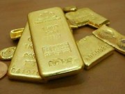 الولايات المتحدة تفرض حظرا على الذهب الروسي