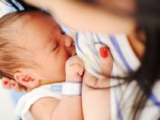 خاص بالفيديو|| الرضاعة الطبيعية.. كنز من الفوائد للأم والطفل