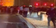 عشرات العمال يتظاهرون في قطر احتجاجًا على تأخر رواتبهم