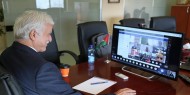 وزير التربية يعود لمقاعد الدراسة في حصة افتراضية عبر الانترنت