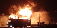 حريق هائل في مرفأ إيطالي يتسبب في تدمير شاحنات ومستودعات