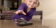 أمريكا: طفلة 3 سنوات تقتل والدها بالخطأ أثناء لعبها بسلاح