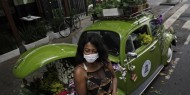 سيارة "خنفساء" متنقلة لبيع الزهور في البرازيل