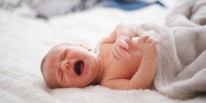5 علامات تشير إلى إصابة طفلك الرضيع بالمغص