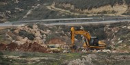 الاحتلال يهدم خيمتين ويستولي على معدات زراعية شرق رام الله