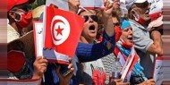 بالصور|| تونس: محتجون يقتحمون مقر حزب النهضة في محافظة توزر