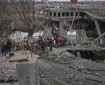 كييف: مقتل 20 شخصا في هجوم صاروخي على مجمع سكني في مدينة دنيبرو