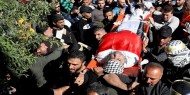 الآلاف يشيعون جثمان الشهيد حمايل في نابلس