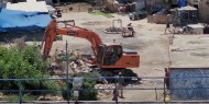 الاحتلال يشرع بالهدم في محيط سوق «الحسبة» وسط الخليل