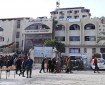 الهلال الأحمر: الاحتلال اعتقل 8 طواقمنا و4 مصابين في مستشفى الأمل